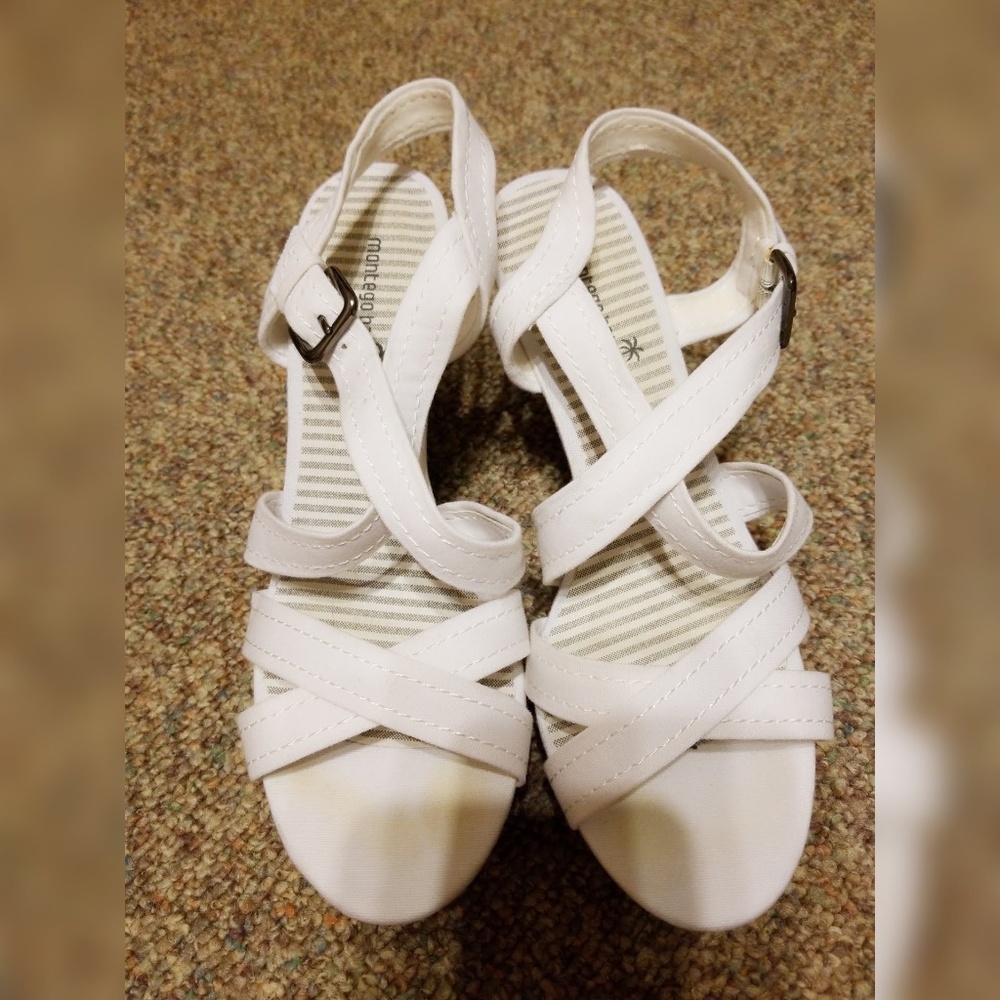 **3 for the price of 2**Women's 8.5 Wedges
